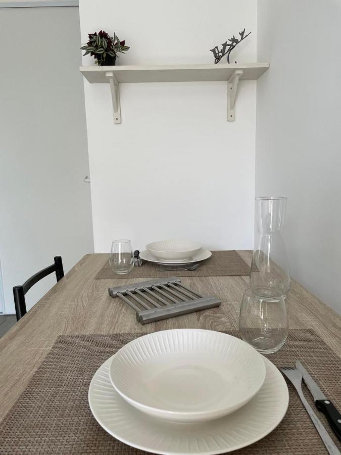 « La Parenthese » Gite En Camargue Arles Buitenkant foto